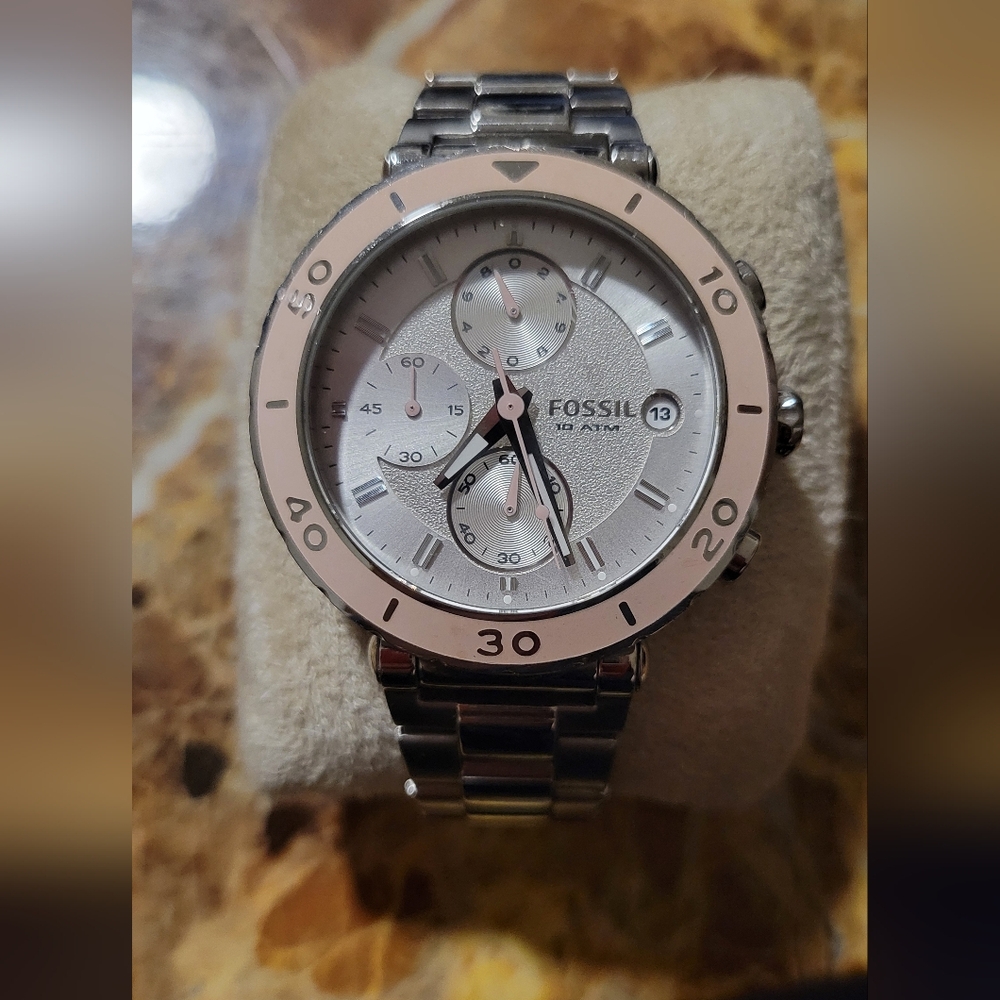 Fossil watch